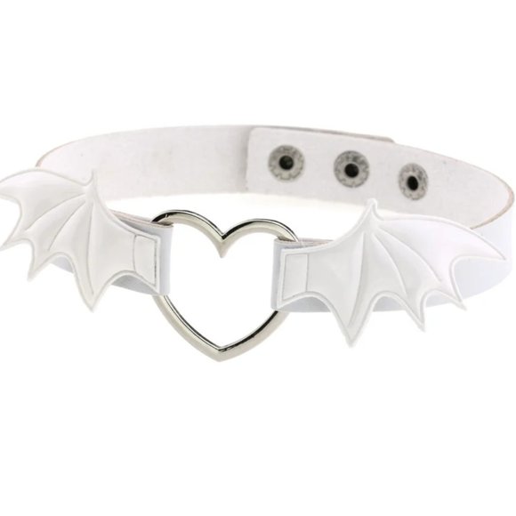 Adorable vegan faux leather Bat wing choker adjustable Festival Rave white Wings - Picture 2 of 3
